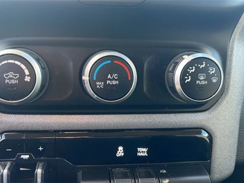 Used 2019 RAM 1500 Tradesman image 24