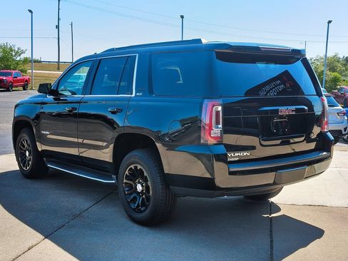 Used 2017 GMC Yukon SLT AWD/4WD image 20