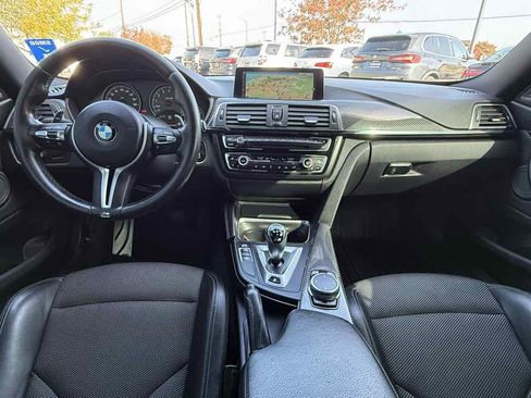 Used 2016 BMW M4 Coupe image 13