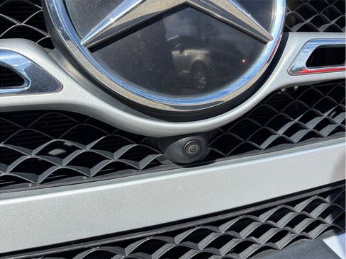 Used 2021 Mercedes-Benz GLE 350 4MATIC w/ Premium Package image 15