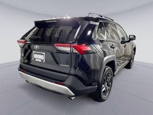 Used 2022 Toyota RAV4 Adventure image 7