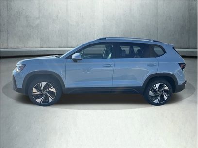New 2026 Volkswagen Taos SE