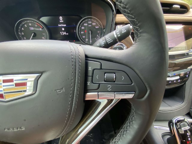Used 2024 Cadillac XT6 Premium Luxury w/ Platinum Package FWD image 20