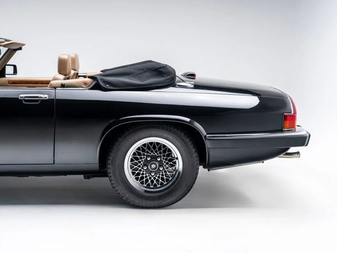 Used 1990 Jaguar XJS V12 Convertible RWD image 29