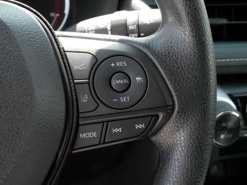 Certified 2025 Toyota RAV4 XLE AWD/4WD image 25