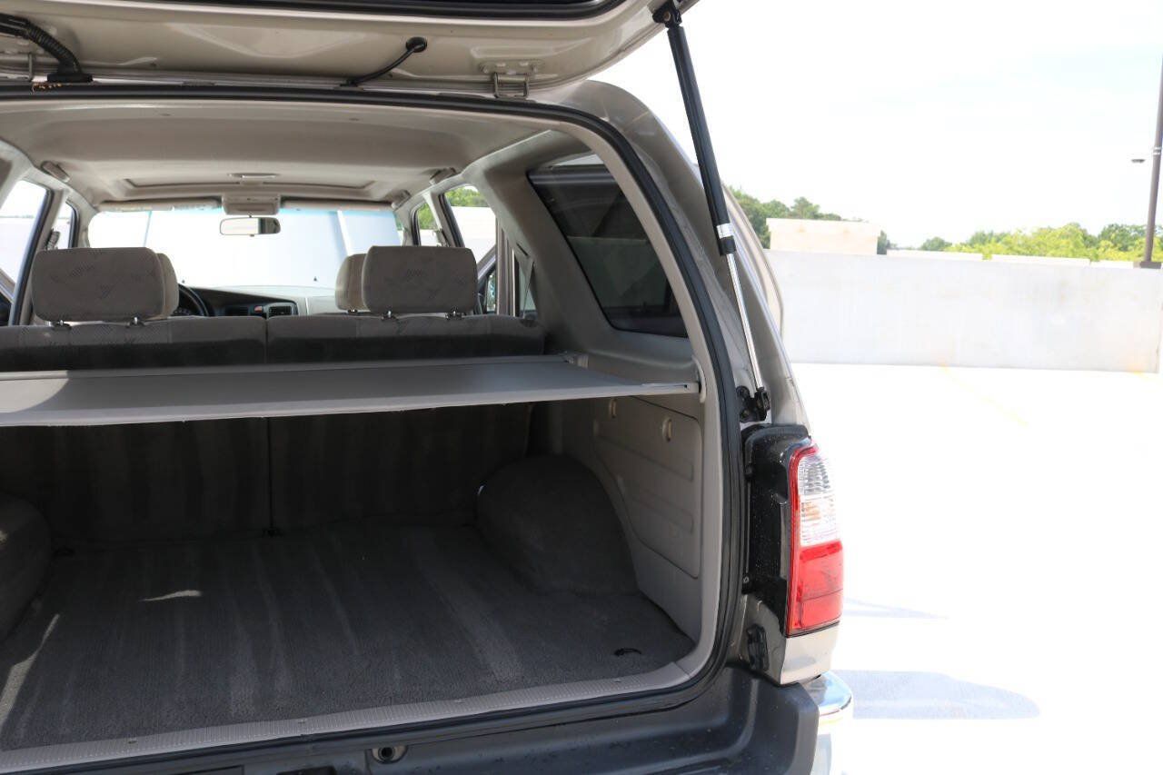 Used 2002 Toyota 4Runner SR5 AWD/4WD image 99