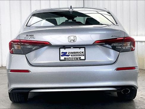 Certified 2024 Honda Civic Sport image 4