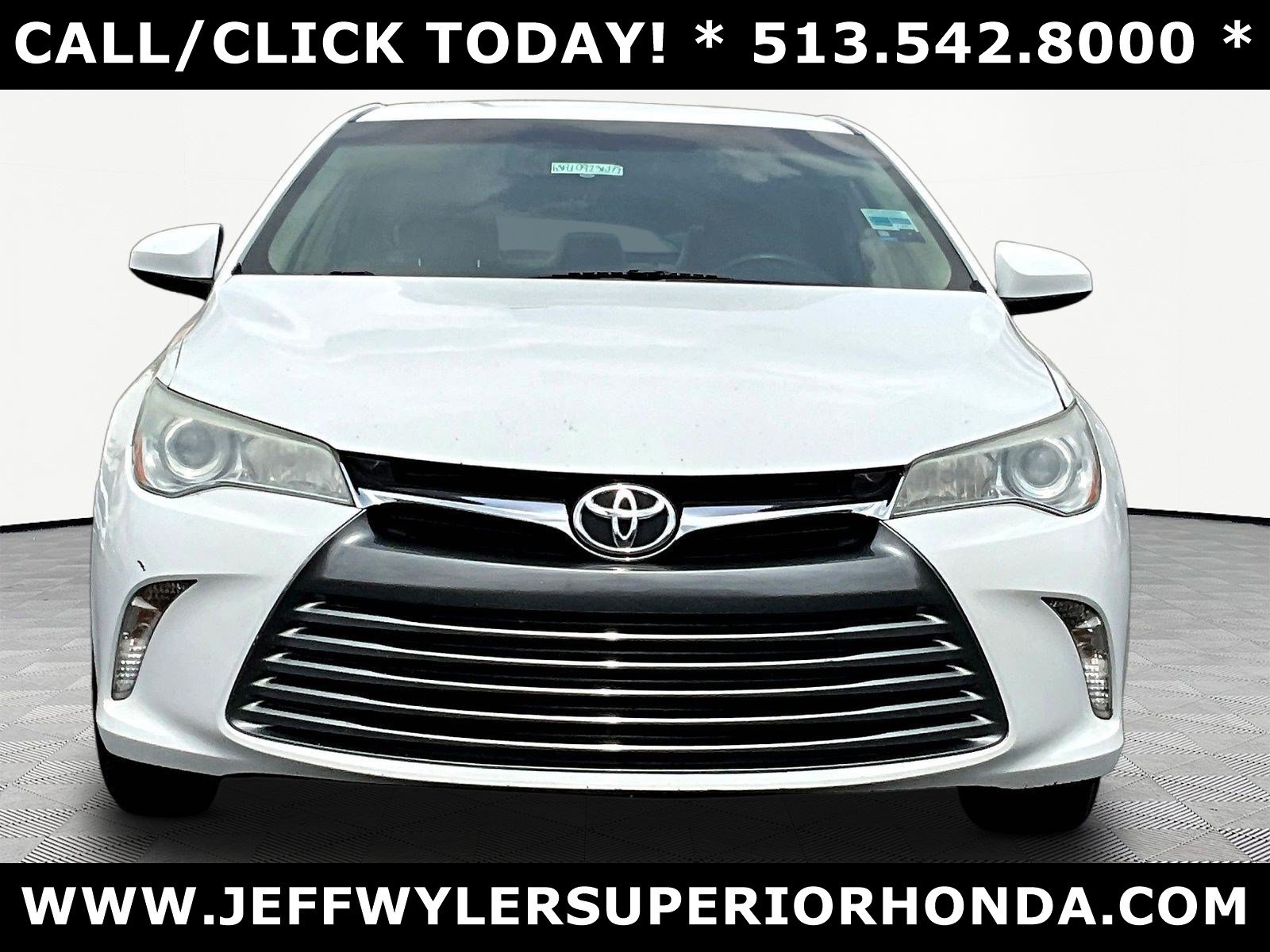 Used 2015 Toyota Camry LE FWD image 2