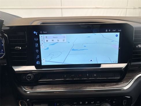 Used 2025 Chevrolet Silverado 2500 LTZ w/ LTZ Convenience Package image 14