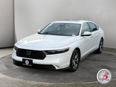 Used 2024 Honda Accord EX image 3