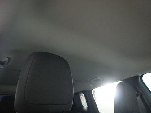 Used 2021 Jeep Renegade Latitude image 18