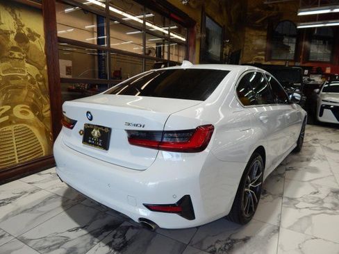 Used 2021 BMW 330i xDrive Sedan w/ Premium Package image 5