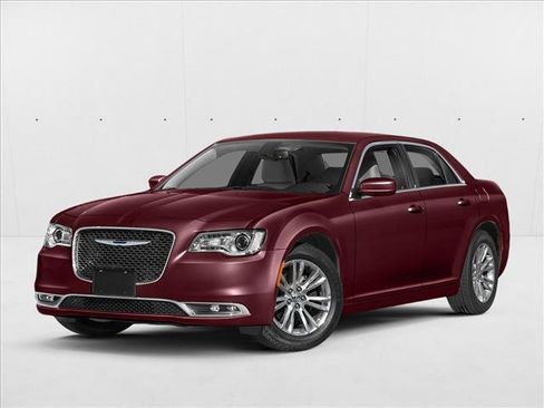Used 2023 Chrysler 300 C RWD image 1