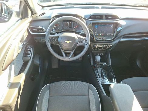 Certified 2022 Chevrolet TrailBlazer LT w/ Convenience Package image 12