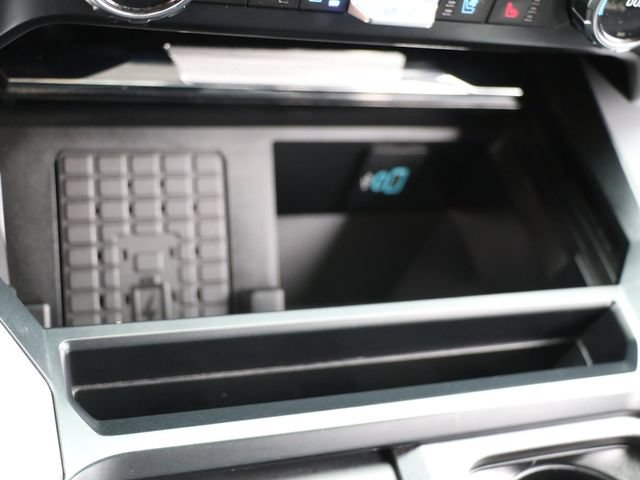 Used 2024 Ford F350 Lariat AWD/4WD image 27