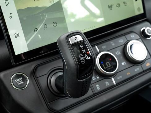 Used 2026 Land Rover Defender 110 S AWD/4WD image 35