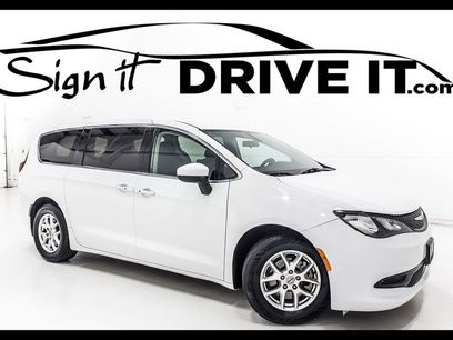 Used 2022 Chrysler Voyager LX