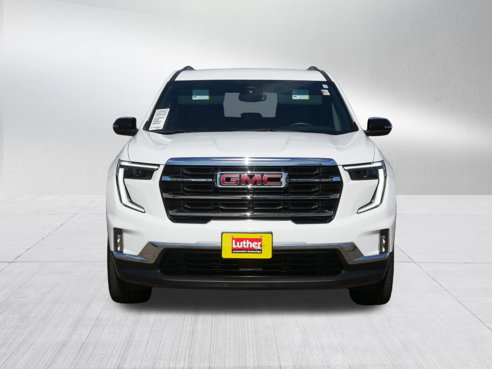 Used 2024 GMC Acadia Elevation AWD/4WD image 2