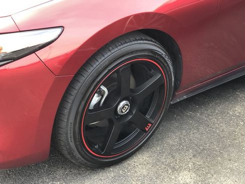 Used 2021 MAZDA MAZDA3 s image 2