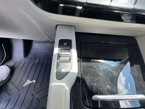 Used 2021 Kia Telluride EX w/ EX Premium Package AWD/4WD image 22