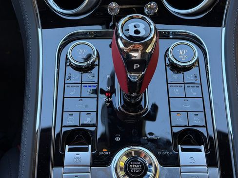 Used 2024 Bentley Continental GT V8 image 27