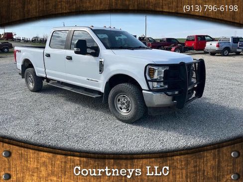 Used 2018 Ford F250 XL w/ Power Equipment Group image 1