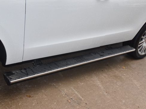 Used 2024 Ford Expedition Limited AWD/4WD image 38