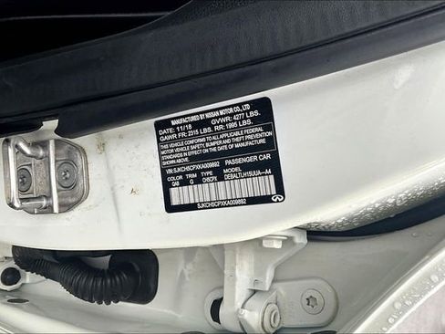 Used 2019 INFINITI QX30 Sport w/ Cargo Package image 35