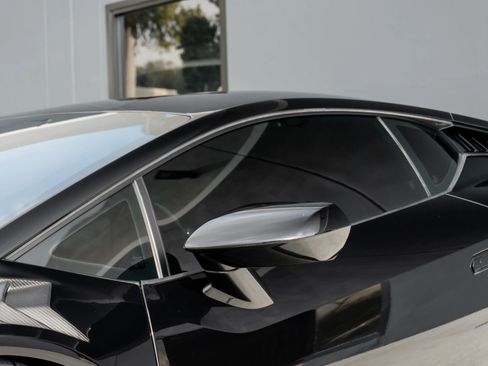 Used 2024 Lamborghini Huracan Tecnica image 31
