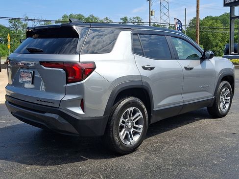 Used 2025 GMC Terrain Elevation AWD/4WD image 6