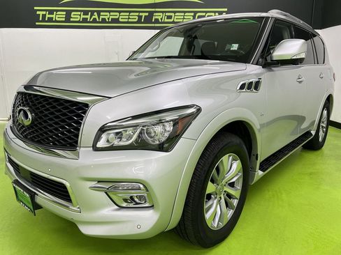 Used 2017 INFINITI QX80 4WD w/ Driver Assistance Package image 5
