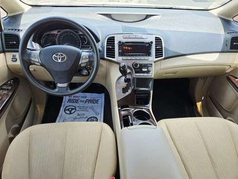 Used 2011 Toyota Venza FWD image 10