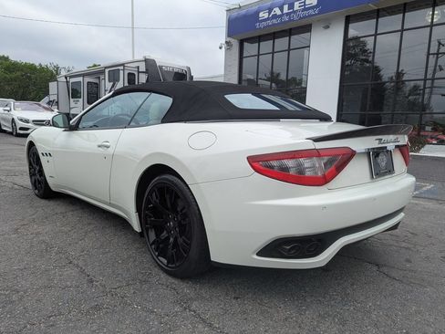 Used 2013 Maserati GranTurismo Convertible RWD image 10