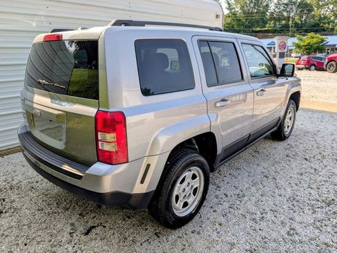 Used 2016 Jeep Patriot Sport w/ Power Value Group AWD/4WD image 13