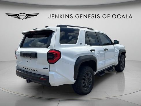 Used 2025 Toyota 4Runner SR5 AWD/4WD image 3