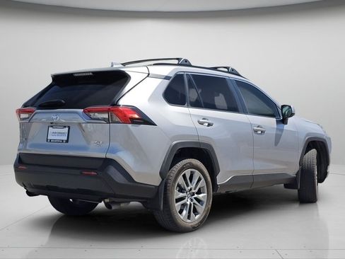 Used 2022 Toyota RAV4 XLE Premium AWD/4WD image 24