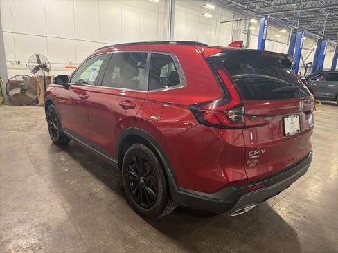 Used 2024 Honda CR-V Sport Touring image 3