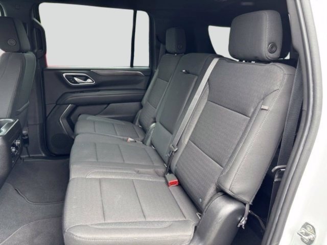 Used 2022 Chevrolet Suburban LS AWD/4WD image 32