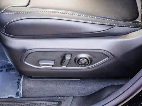 New 2025 Jeep Grand Cherokee L Limited image 24