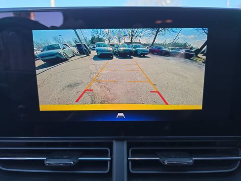 Used 2024 Chevrolet Trax ACTIV w/ Driver Confidence Package image 24