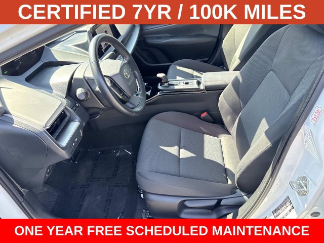 Used 2025 Toyota Prius LE FWD image 14