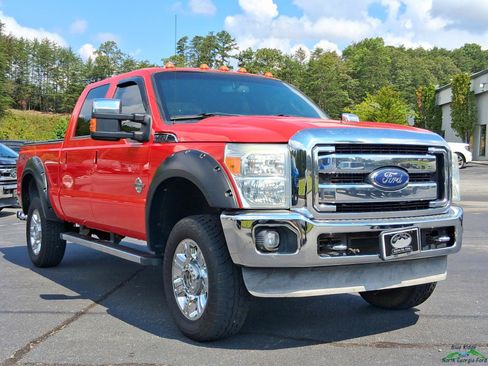 Used 2016 Ford F350 Lariat w/ Lariat Ultimate Package AWD/4WD image 7