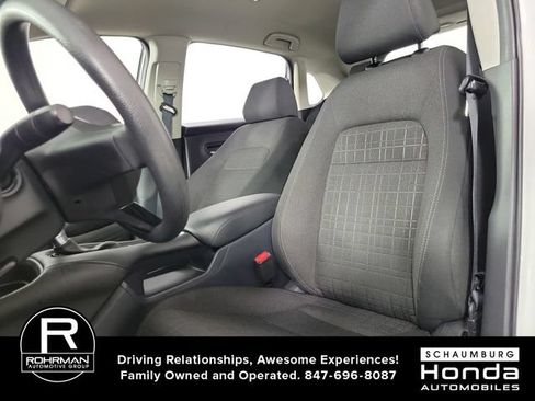 Used 2025 Honda HR-V LX image 19