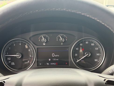 Used 2023 Buick Enclave Essence FWD image 23