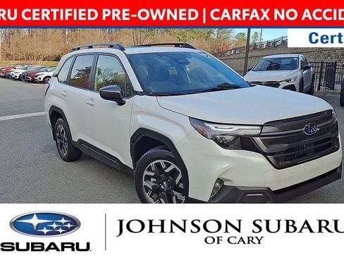 Certified 2025 Subaru Forester Premium w/ Protection Package image 2