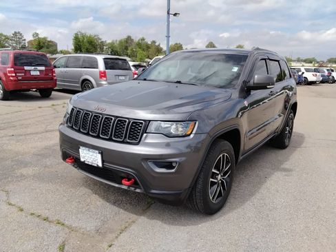 Used 2018 Jeep Grand Cherokee Trailhawk AWD/4WD image 1