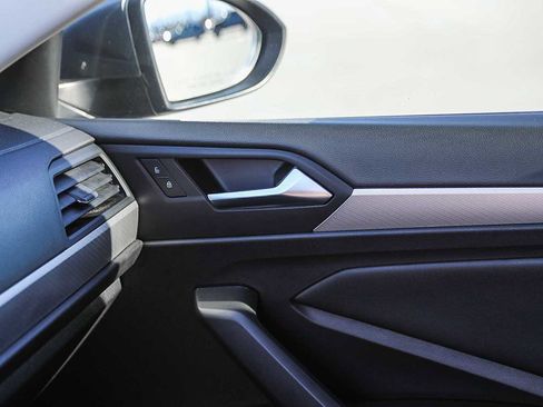 Used 2019 Volkswagen Jetta S w/ Driver Assistance Package image 21