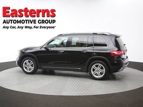 Used 2021 Mercedes-Benz GLB 250 4MATIC w/ Premium Package image 58