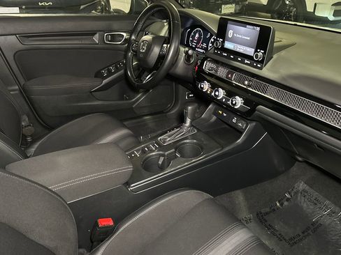 Used 2024 Honda Civic Sport image 10