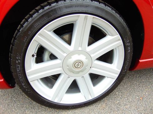 Used 2005 Chrysler Crossfire Limited RWD image 43
